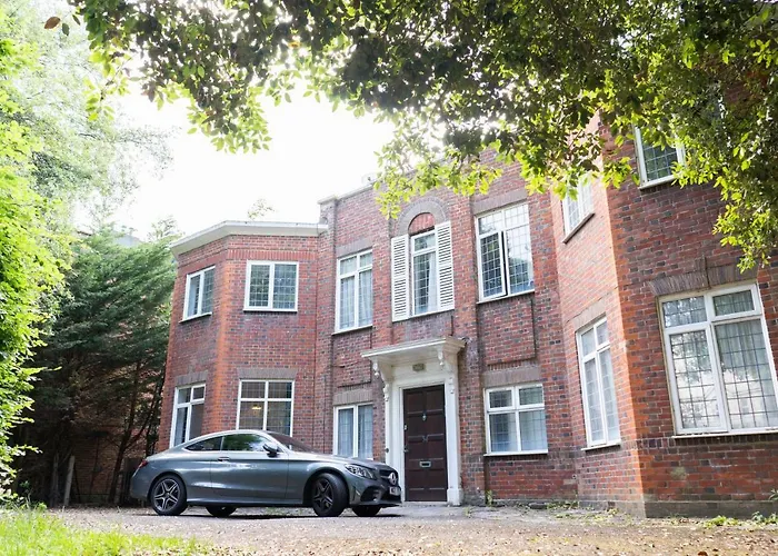 East Cliff Manor